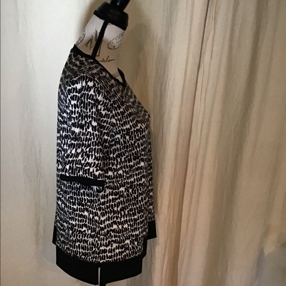 Animal Print Top - Picture 4 of 7